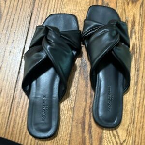 2 pairs Banana Republic twisted knot sandal, black and brown
